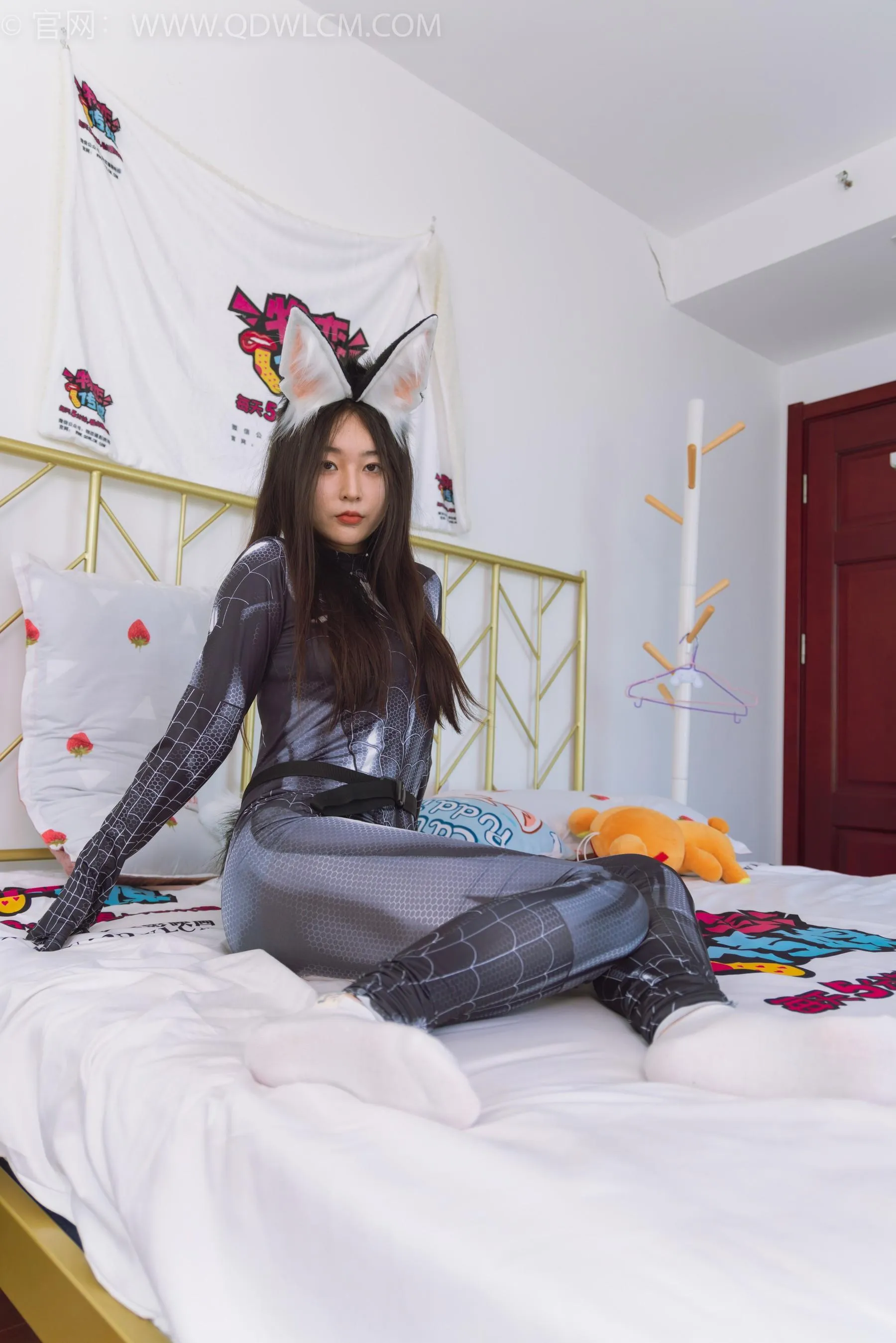 物恋传媒 NO.1554 美兔-超级英雄 [151P]插图4